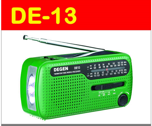 Degen DE13 FM / AM / SW Cranking tay + năng lượng mặt trời vô tuyến