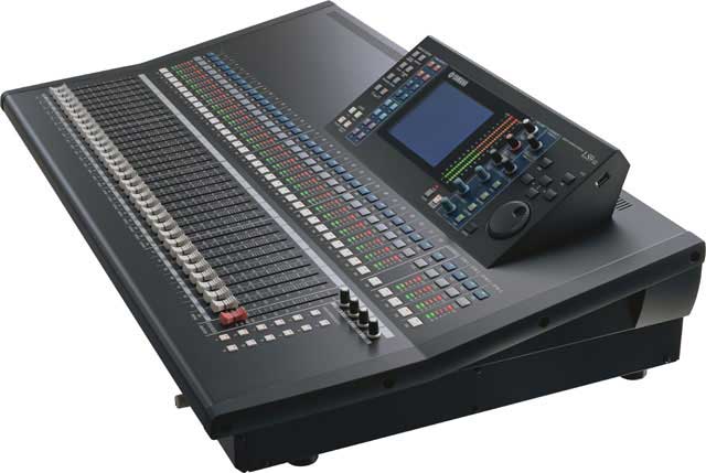 Yamaha LS9-32, LS9-16 mixer digital