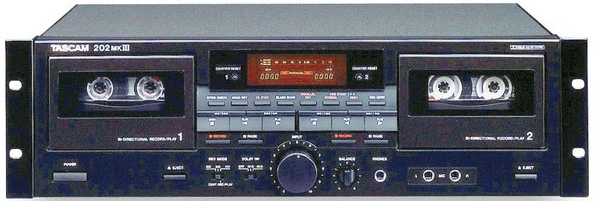 TASCAM 202MK3 enregistré pont double-double (Relais lecture cassette dans l'enregistrement d'entrée du microphone)