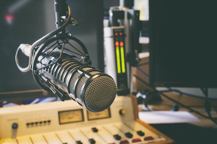 Mitä laitteita tarvitaan radioaseman käynnistämiseen? —— (noviisiopas)